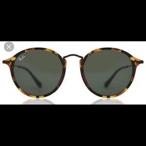Ray ban round fleck sunglasses